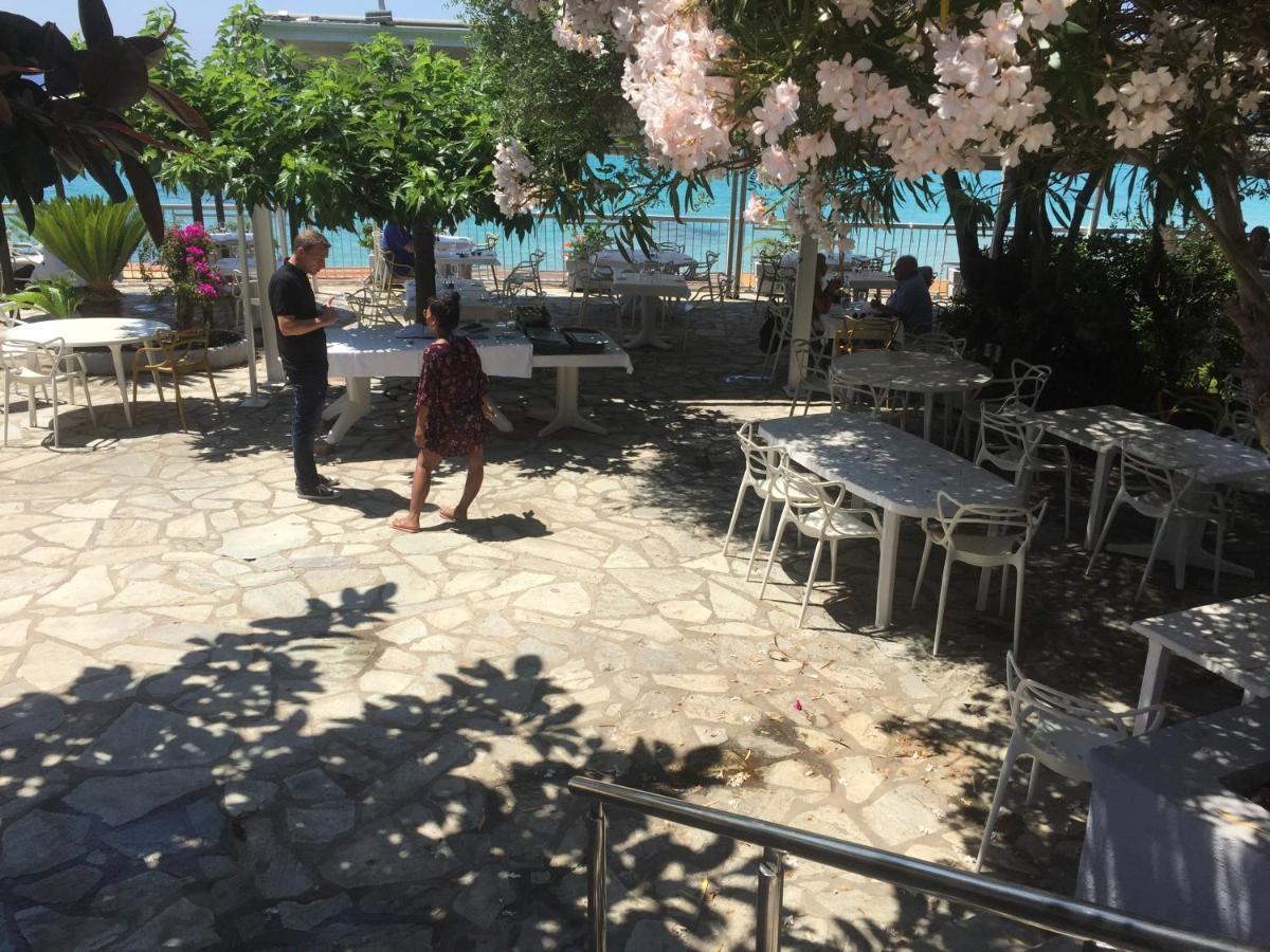 Apartment Ajaccio Magnifique T2 45m2 Neuf 5 Personnes Clim Wifi Stationnement Gratuit Centre A 300m