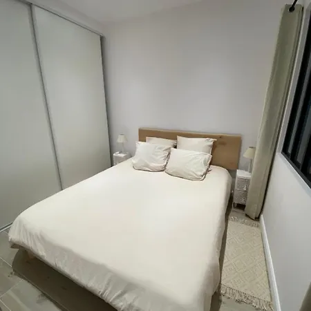 Ajaccio Magnifique T2 45M2 Neuf 5 Personnes Clim Wifi Stationnement Gratuit Centre Ville Plage A 300M Exterior foto