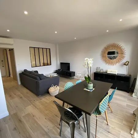 Ajaccio Magnifique T2 45M2 Neuf 5 Personnes Clim Wifi Stationnement Gratuit Centre Ville Plage A 300M Exterior foto