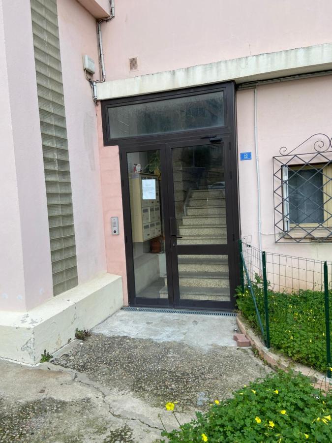 Ajaccio Magnifique T2 45m2 Neuf 5 Personnes Clim Wifi Stationnement Gratuit Centre à 300m Appartamento *